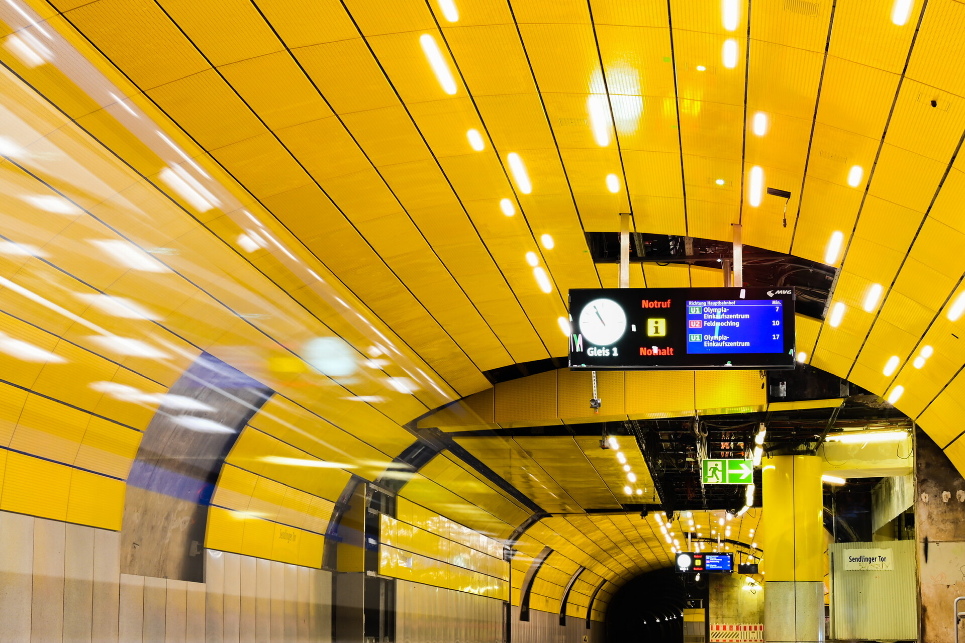 2platz u bahn lisa meinhold 20221012 2084887395